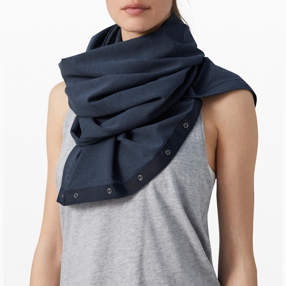Lululemon vinyasa scarf GRAY